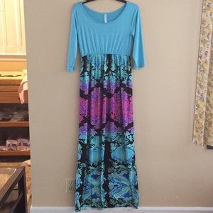 Never worn multi colored maxi dress . Size Small